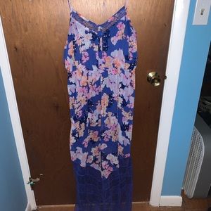 Junior girls blue floral dress